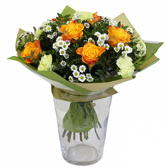 Букет из роз, гвоздики и хризантемы Сантини — фото 1