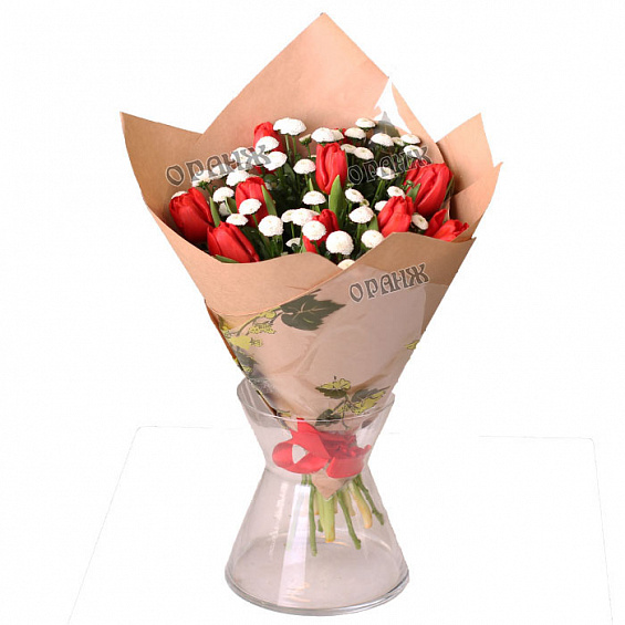 Букет из тюльпанов и хризантемы — фото 1